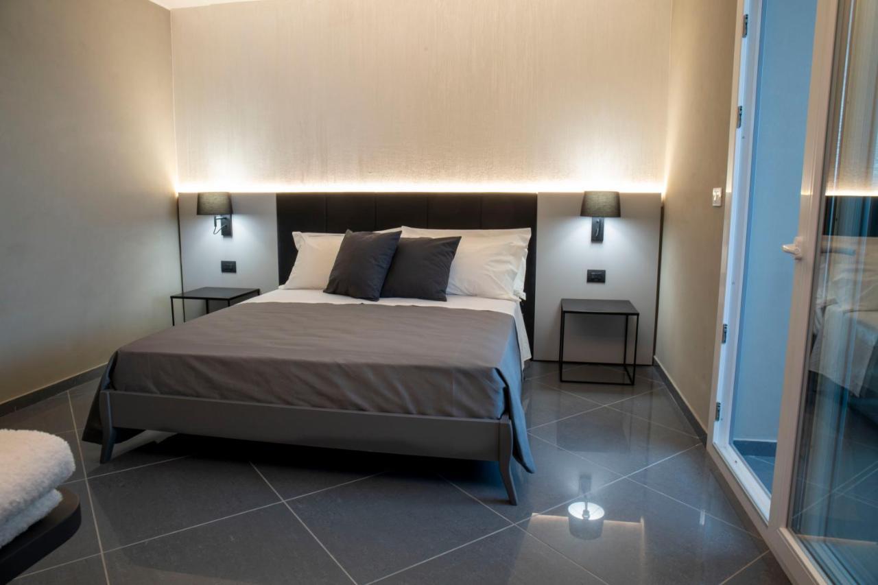 Uptown Urban Stay Lecce Zewnętrze zdjęcie