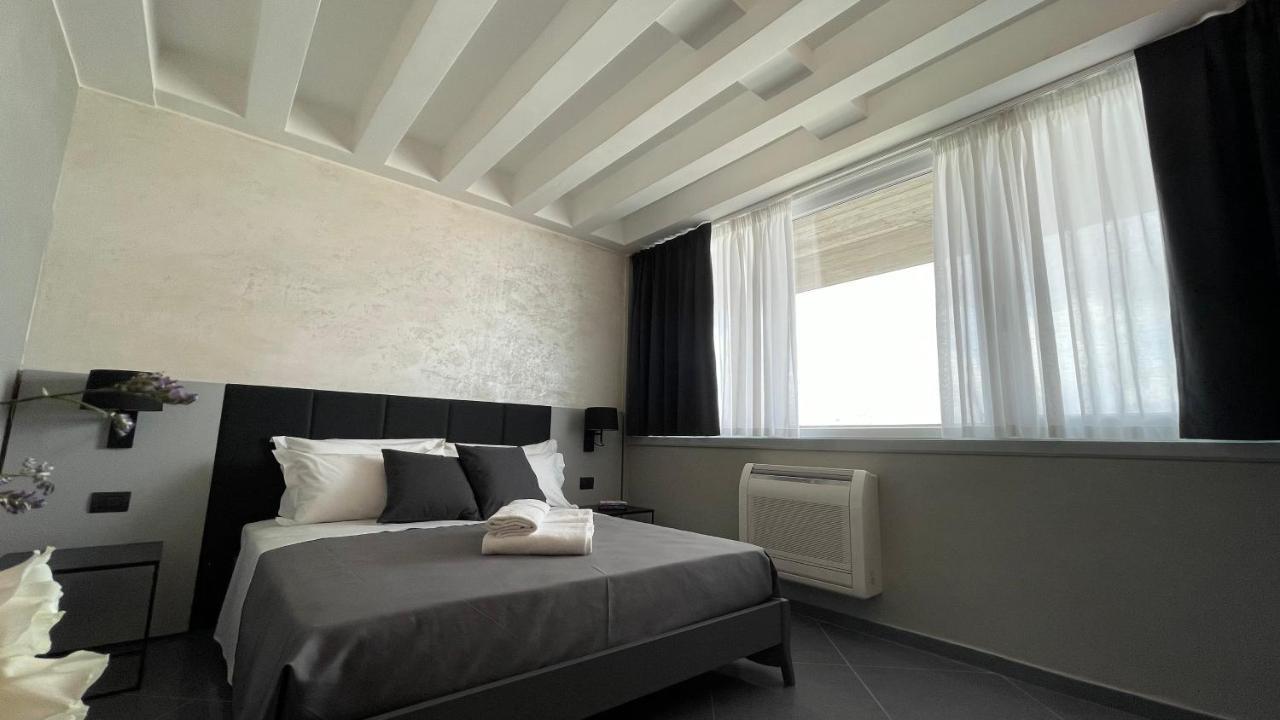 Hotel Tranquillo Uptown Lecce Zewnętrze zdjęcie